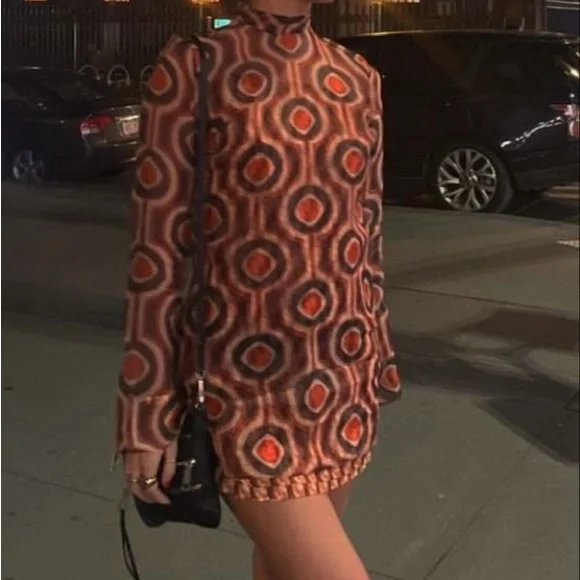 Zara Geometric Patterned Red Dress - Picture 11 of 11